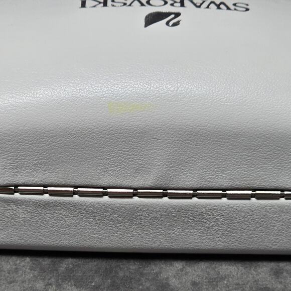 Swarovski White Leather Clamshell Eye Glass Case Clam Shell - Picture 8 of 13